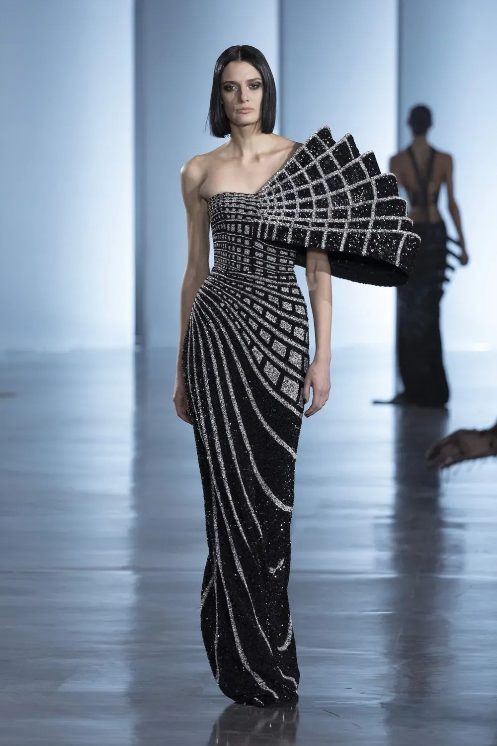 浙江海宁强化保护服饰企业知识产权 从“拼价格”走向“拼设计”（经济聚焦）