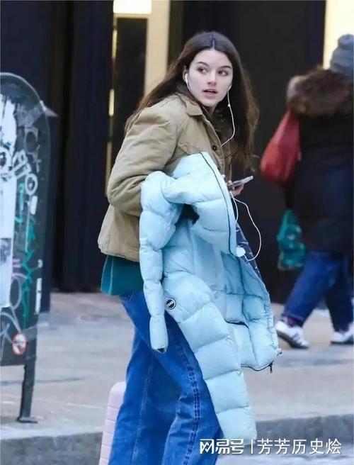 阿汤哥的女儿:身高超17米越长越像父亲穿衣风格和母亲一样(图10)