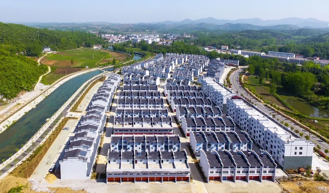 2025年主要发展目标任务顺利实现——来之不易成绩单彰显经济韧性活力(权威发布)(图1) 2025年主要发展目标任务顺利实现——来之不易成绩单彰显经济韧性活力(权威发布)